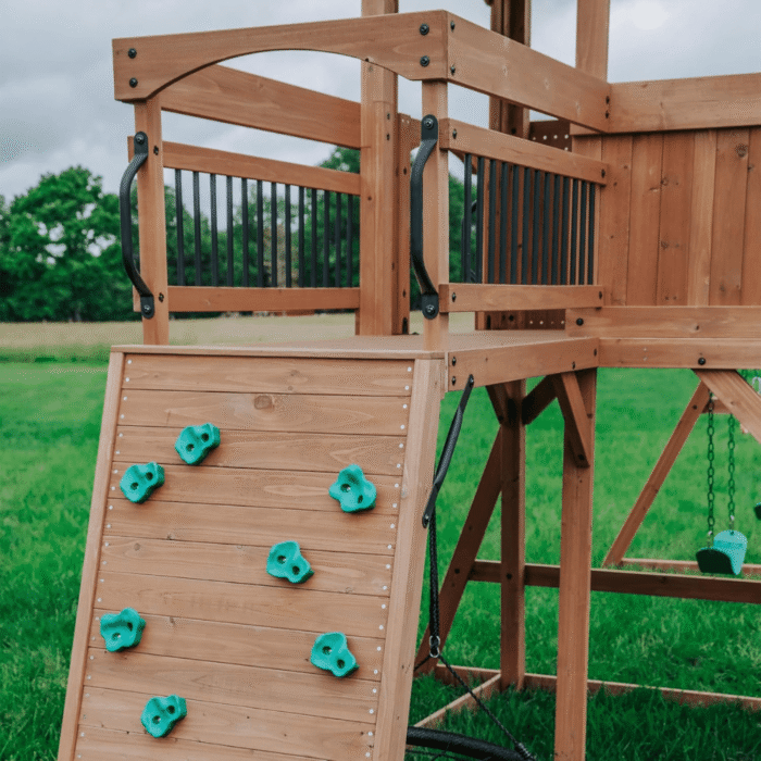 Sterling Point Kids Swing